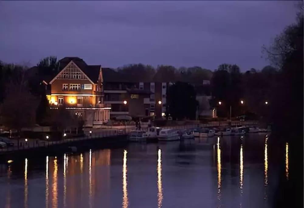 Uno Hotel Thames Maidenhead Dış mekan fotoğraf