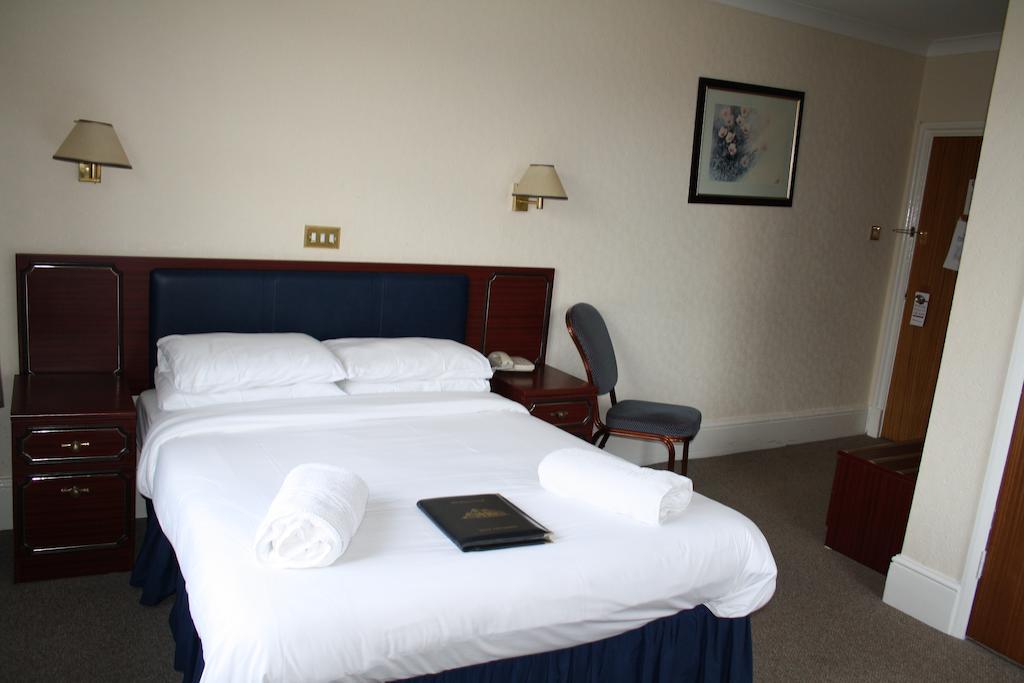 Uno Hotel Thames Maidenhead Dış mekan fotoğraf