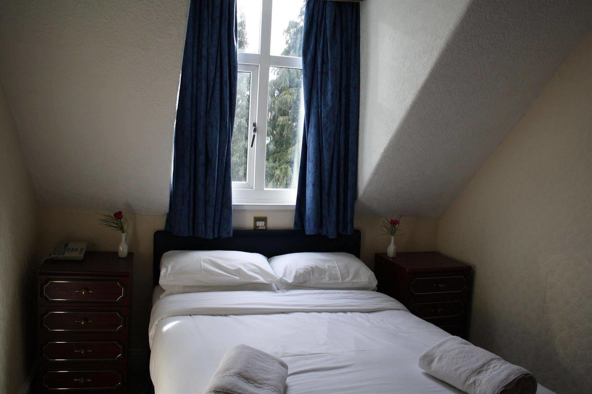 Uno Hotel Thames Maidenhead Dış mekan fotoğraf